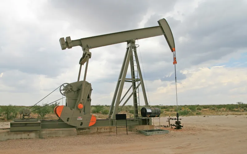 Factors That Affect Oil Well Production and Profits